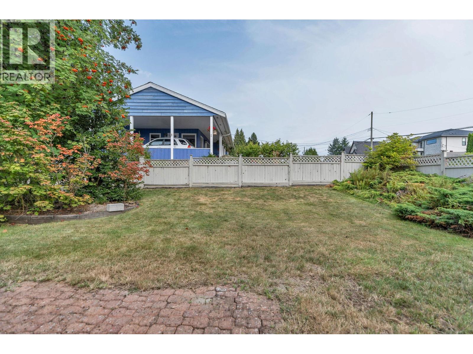 Photo 6 of 837 Poirier Street, Coquitlam BC