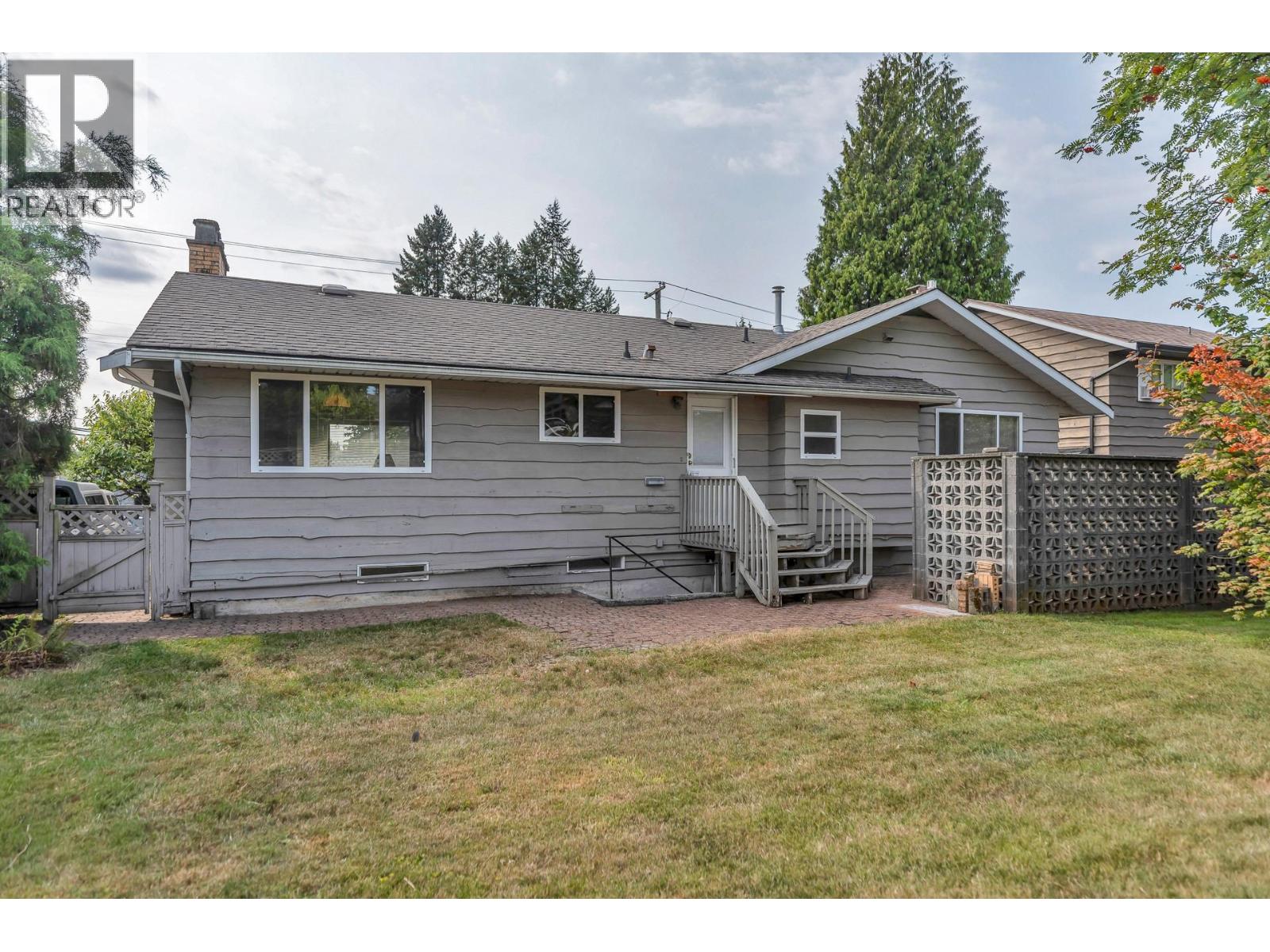 Photo 8 of 837 Poirier Street, Coquitlam BC