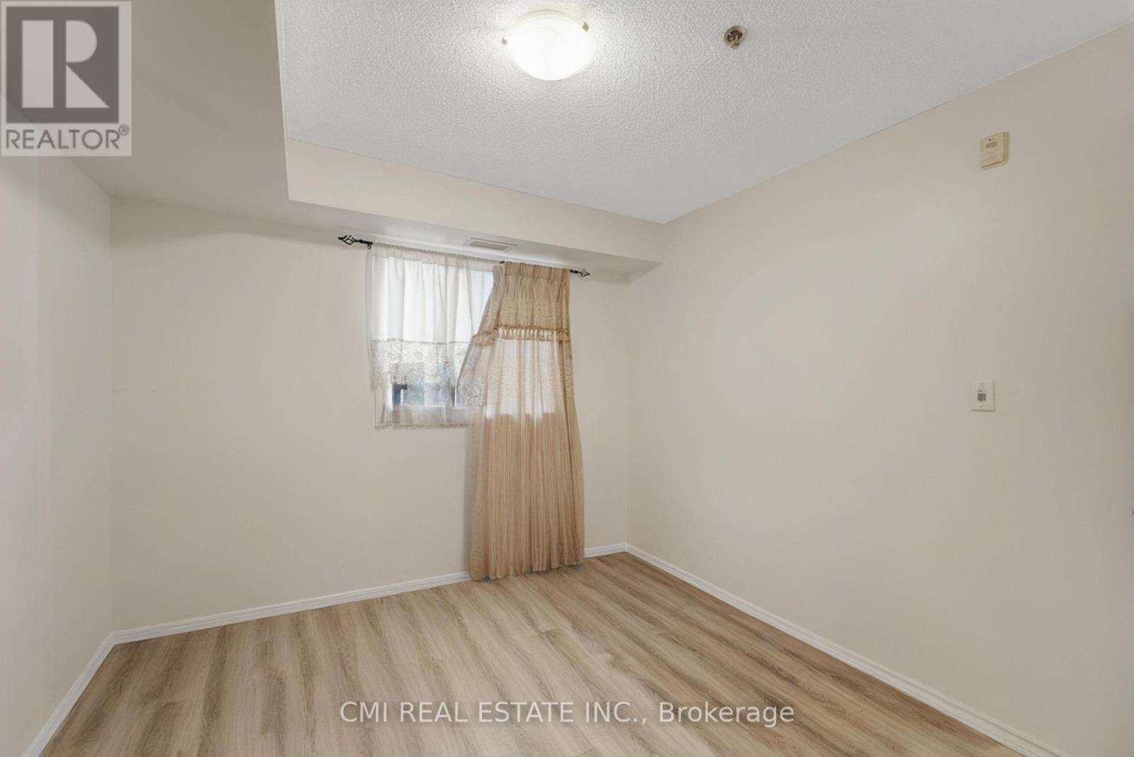 Photo 26 of 203 5225 Finch Avenue E, Toronto ON