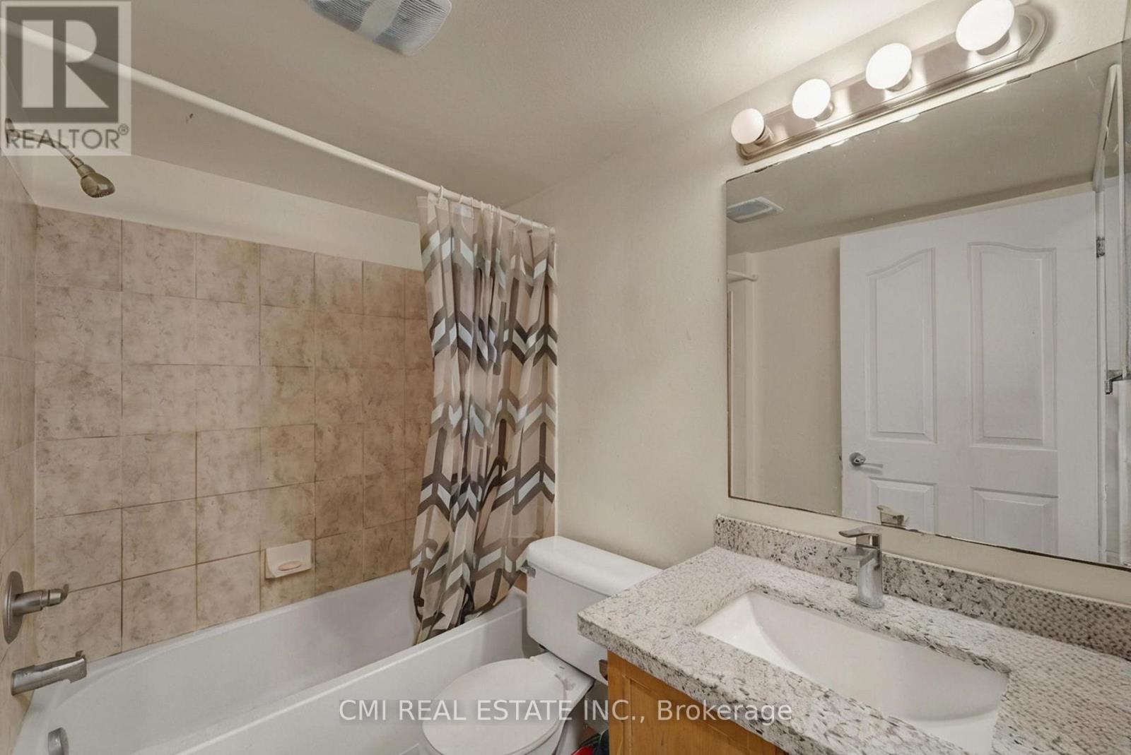 Photo 19 of 203 5225 Finch Avenue E, Toronto ON