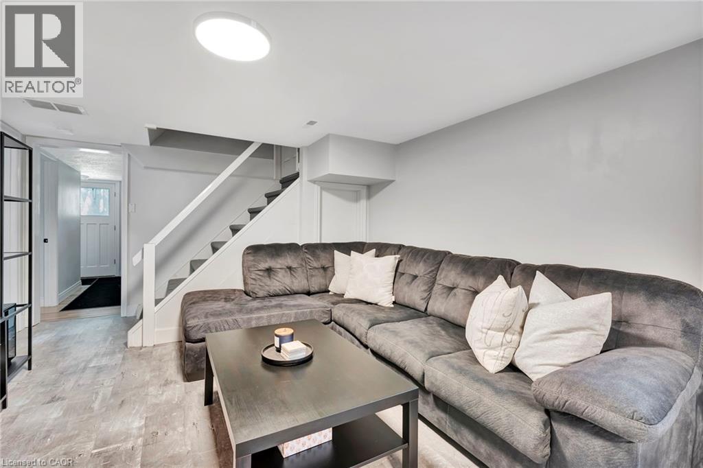 Photo 9 of 131 Clark Avenue Unit Lower, Kitchener ON