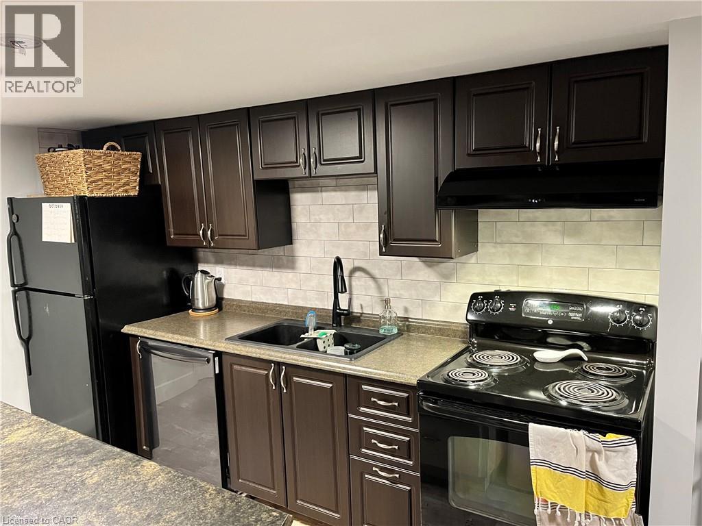 Photo 19 of 131 Clark Avenue Unit Lower, Kitchener ON