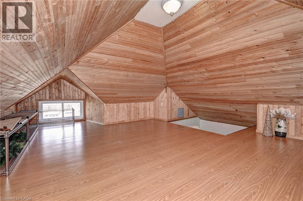Photo 34 of 147 Courtland Avenue E, Kitchener ON