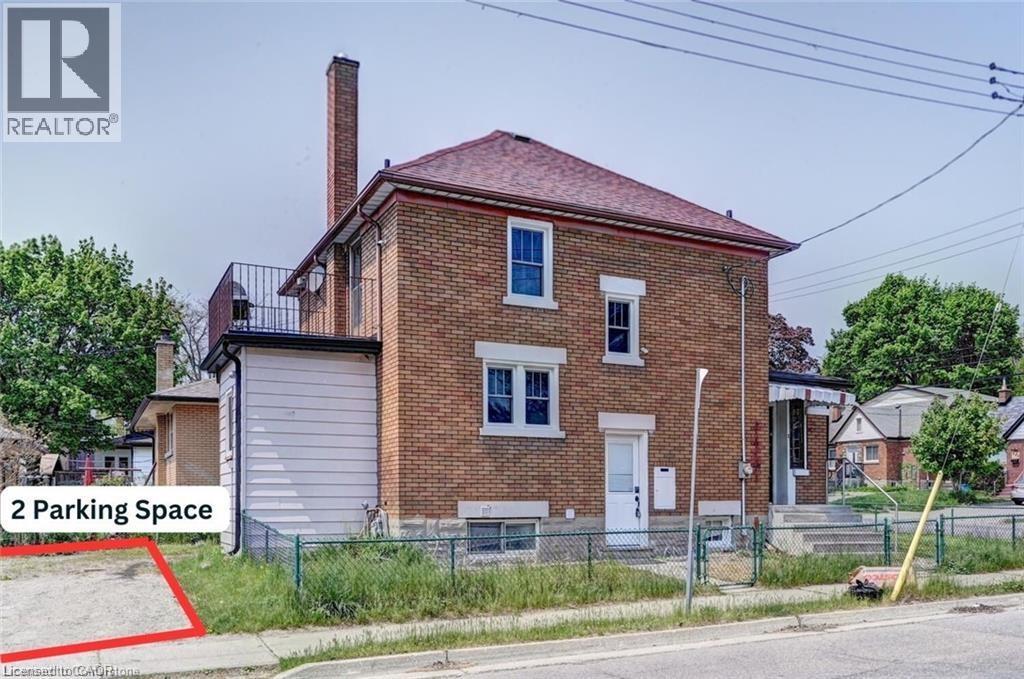 Photo 24 of 147 Courtland Avenue E, Kitchener ON