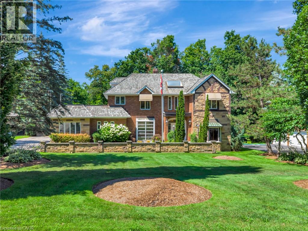 Photo 20 of 32 Maple Hill Drive, Kitchener ON
