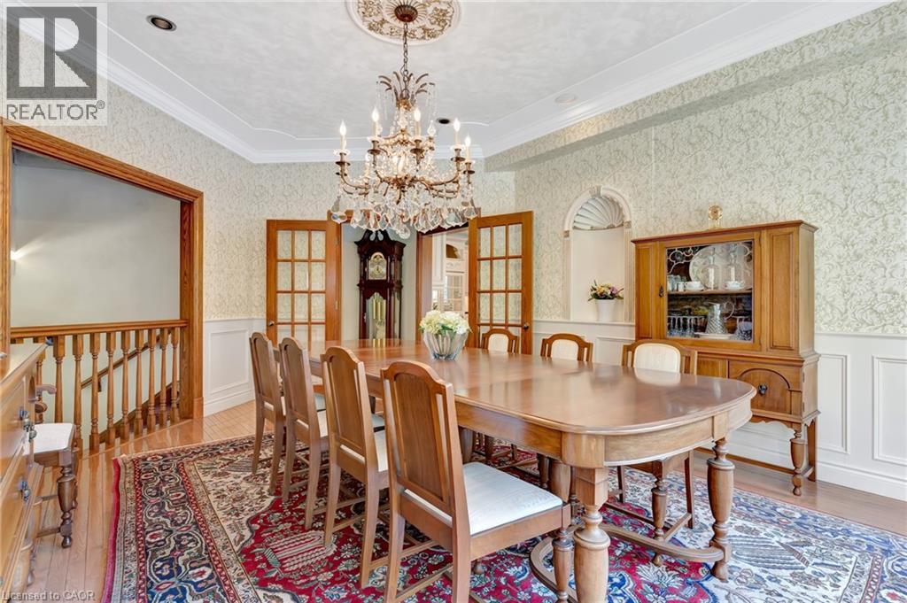 Photo 18 of 32 Maple Hill Drive, Kitchener ON