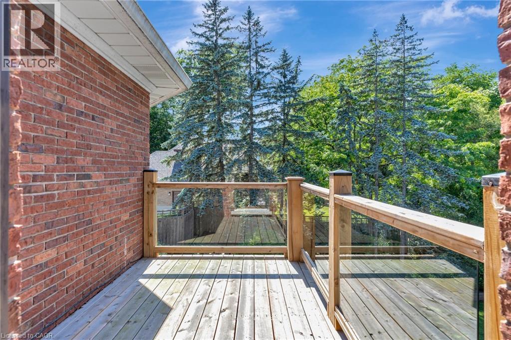 Photo 42 of 32 Maple Hill Drive, Kitchener ON