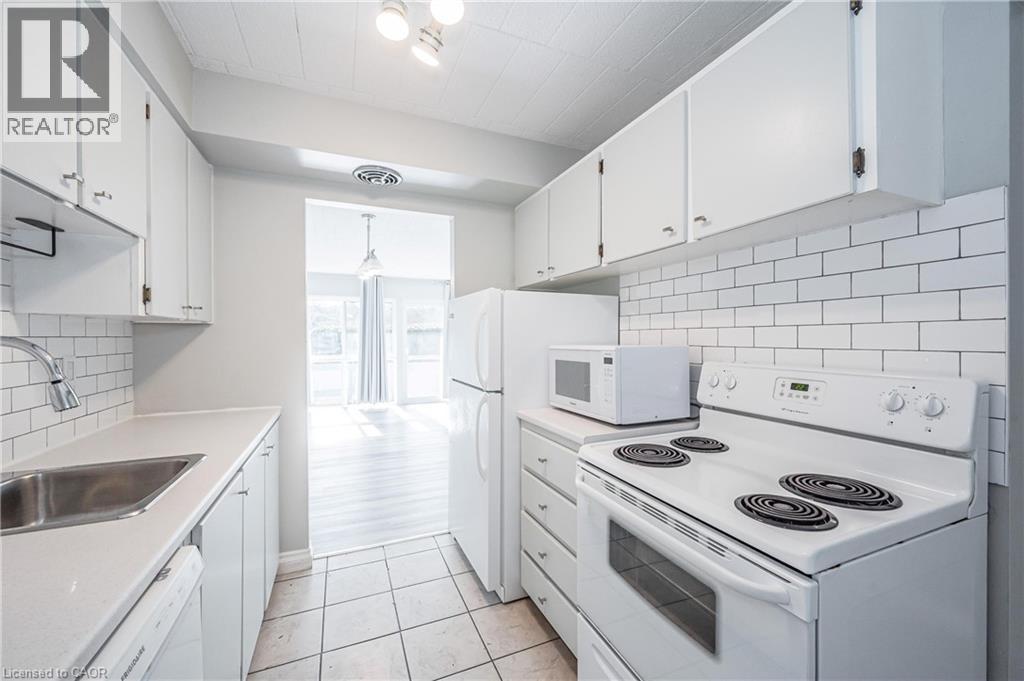 Photo 6 of 105 Conroy Crescent Unit 102, Guelph ON