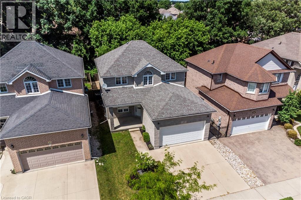 Photo 25 of 49 Fitzgerald Drive, Cambridge ON