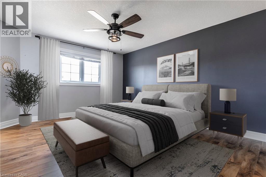 Photo 23 of 49 Fitzgerald Drive, Cambridge ON