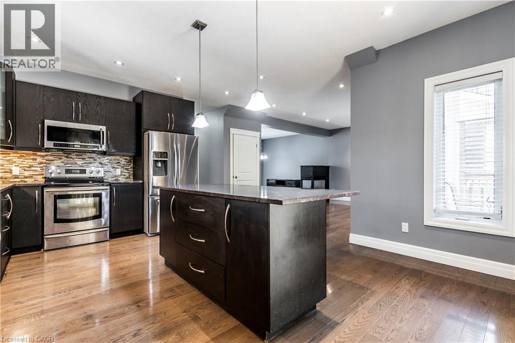 Photo 42 of 49 Fitzgerald Drive, Cambridge ON
