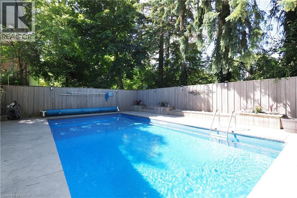 Photo 34 of 218 Greenbrook Drive, Kitchener ON
