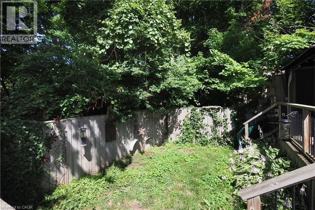 Photo 8 of 218 Greenbrook Drive, Kitchener ON