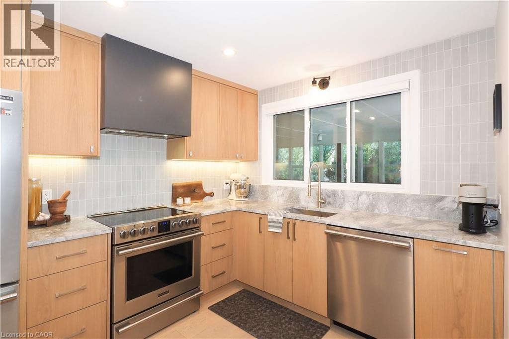 Photo 40 of 218 Greenbrook Drive, Kitchener ON