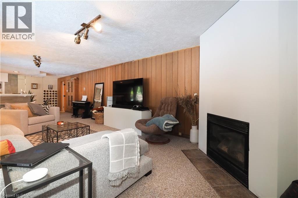 Photo 26 of 218 Greenbrook Drive, Kitchener ON
