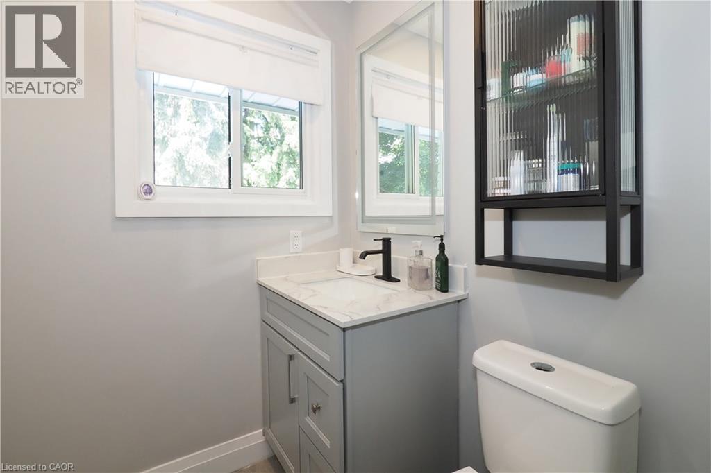 Photo 9 of 218 Greenbrook Drive, Kitchener ON