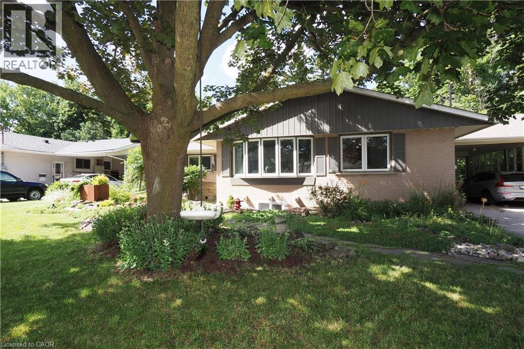 Photo 46 of 218 Greenbrook Drive, Kitchener ON
