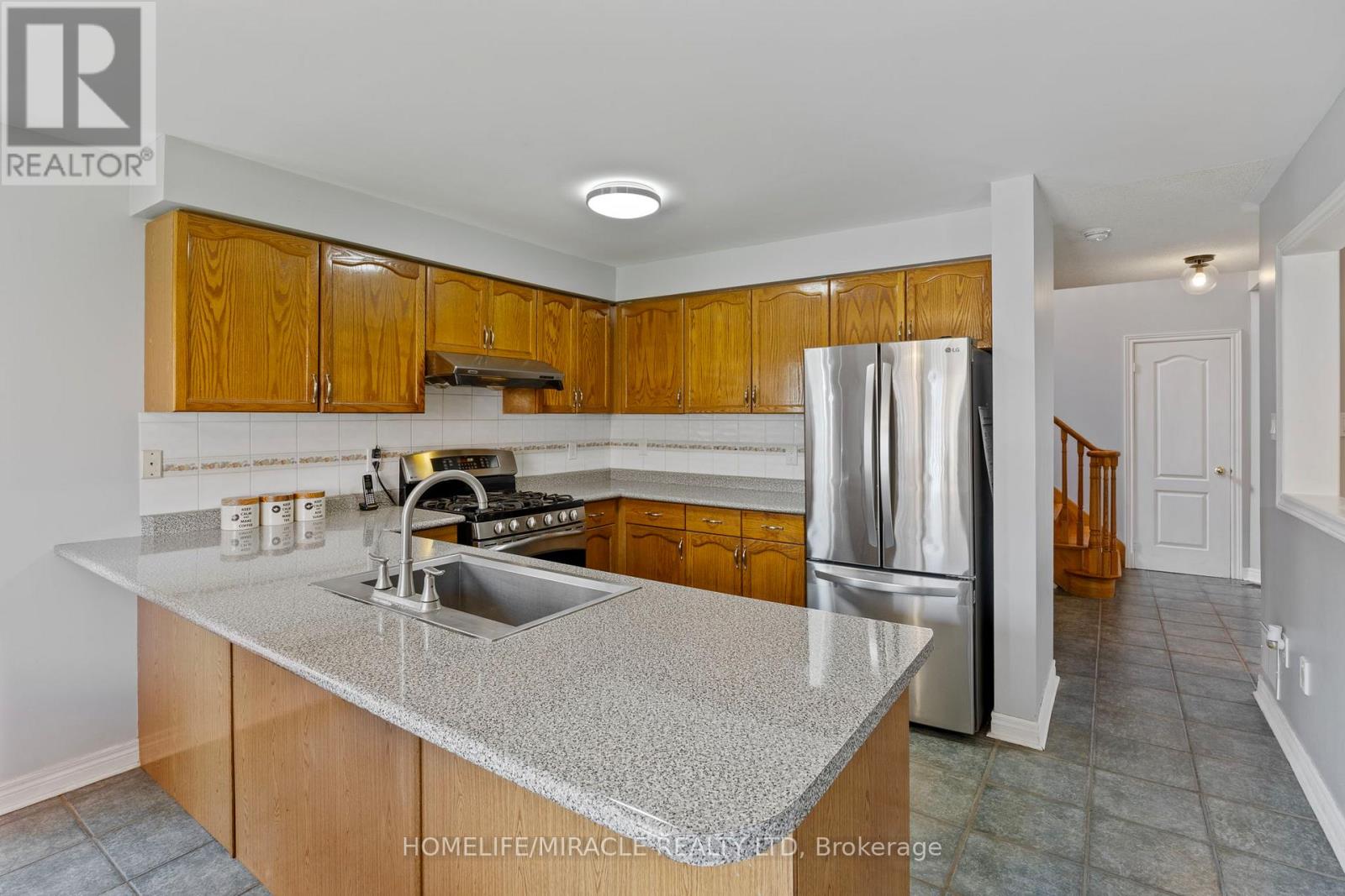 Photo 40 of 146 Roxbury Street, Markham ON