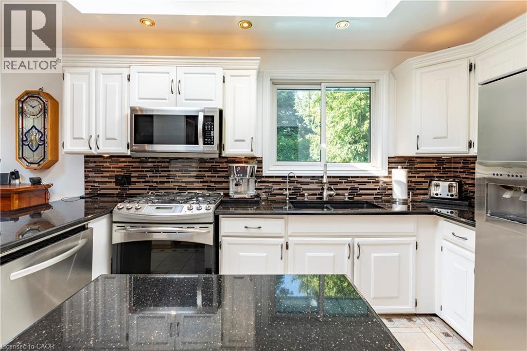 Photo 39 of 7 Meadowbrook Drive, Kitchener ON