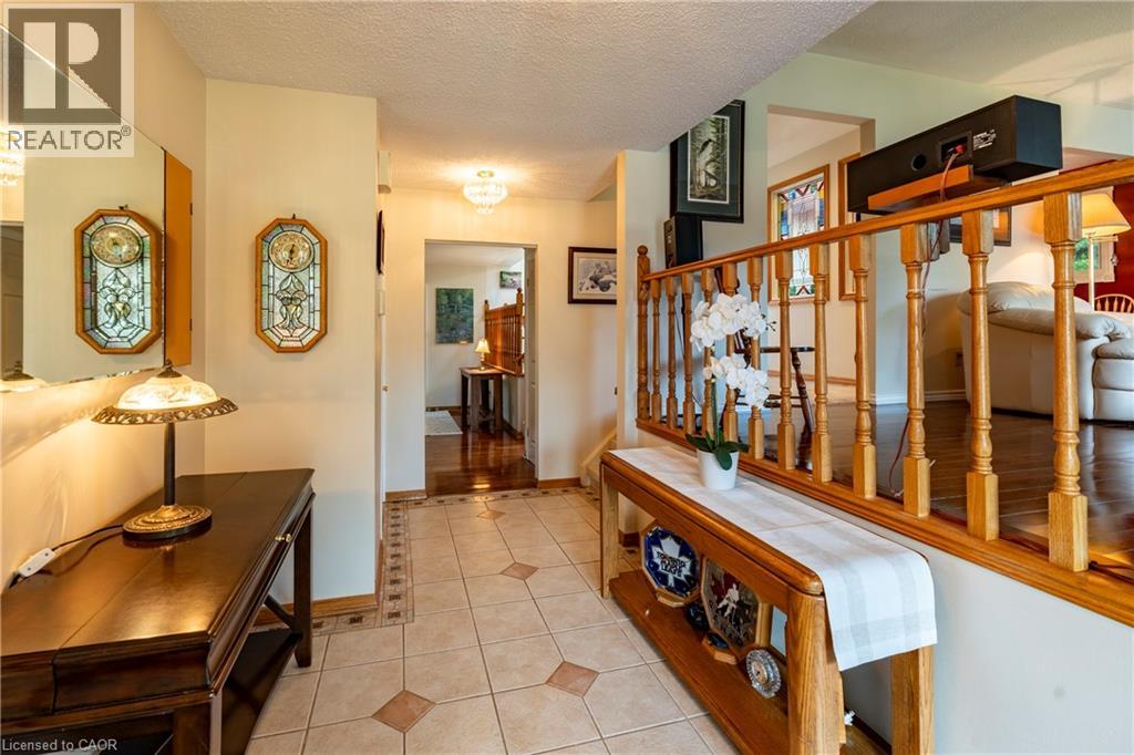 Photo 37 of 7 Meadowbrook Drive, Kitchener ON