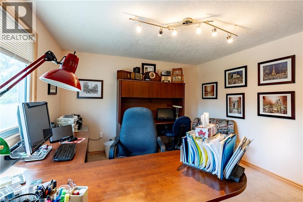 Photo 21 of 7 Meadowbrook Drive, Kitchener ON