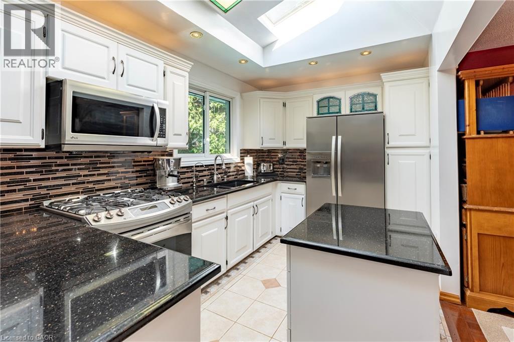 Photo 23 of 7 Meadowbrook Drive, Kitchener ON