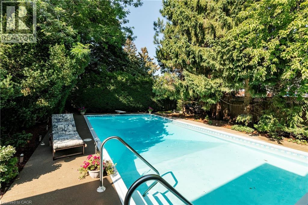Photo 43 of 7 Meadowbrook Drive, Kitchener ON
