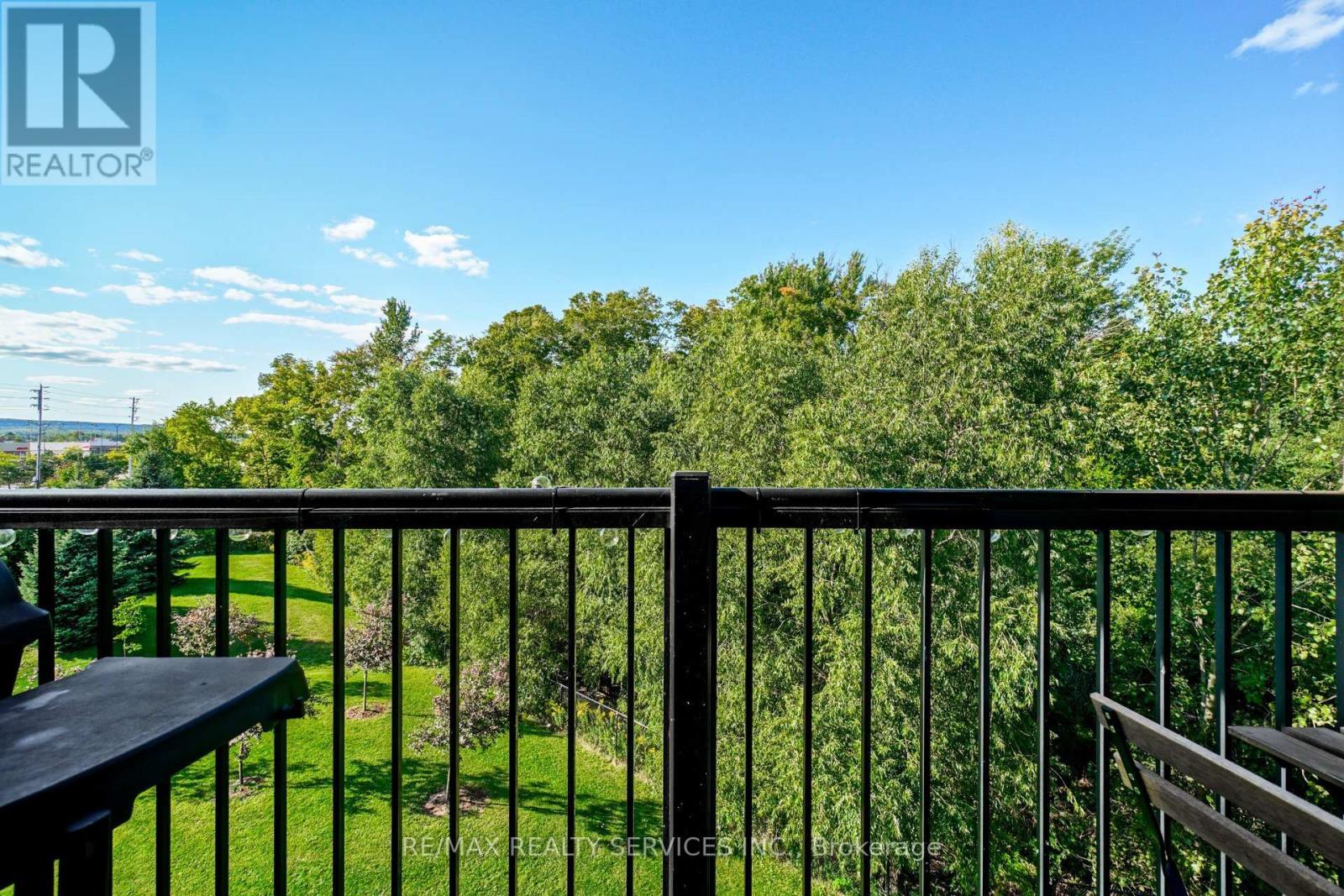 Photo 12 of 409 2085 Appleby Line, Burlington ON