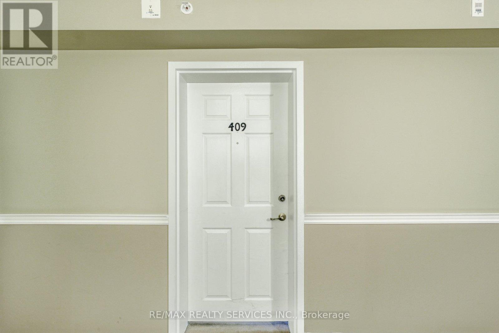Photo 29 of 409 2085 Appleby Line, Burlington ON
