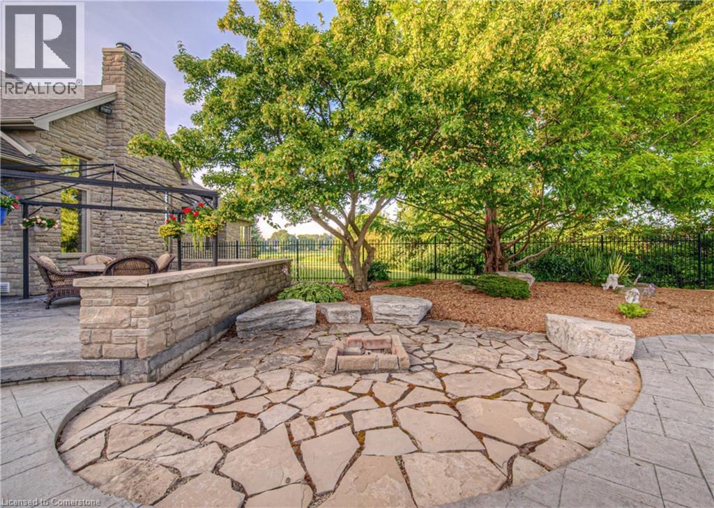 Photo 26 of 10 Eagle Ridge Court, Glen Morris ON