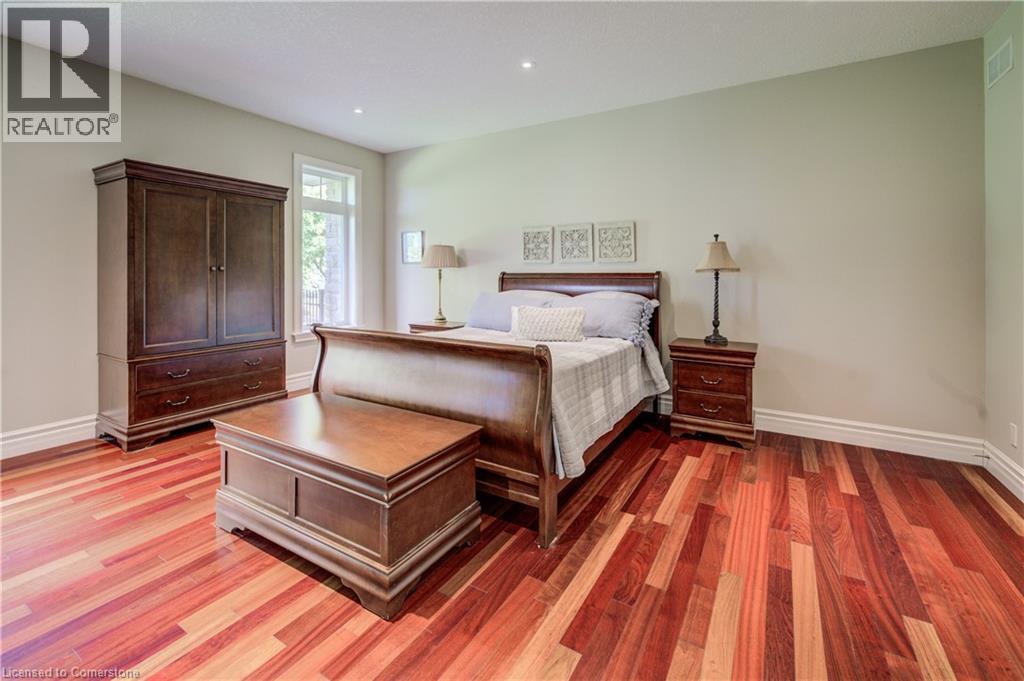 Photo 33 of 10 Eagle Ridge Court, Glen Morris ON