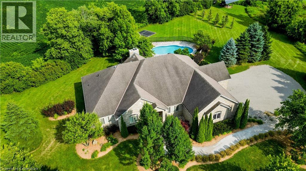 Photo 42 of 10 Eagle Ridge Court, Glen Morris ON