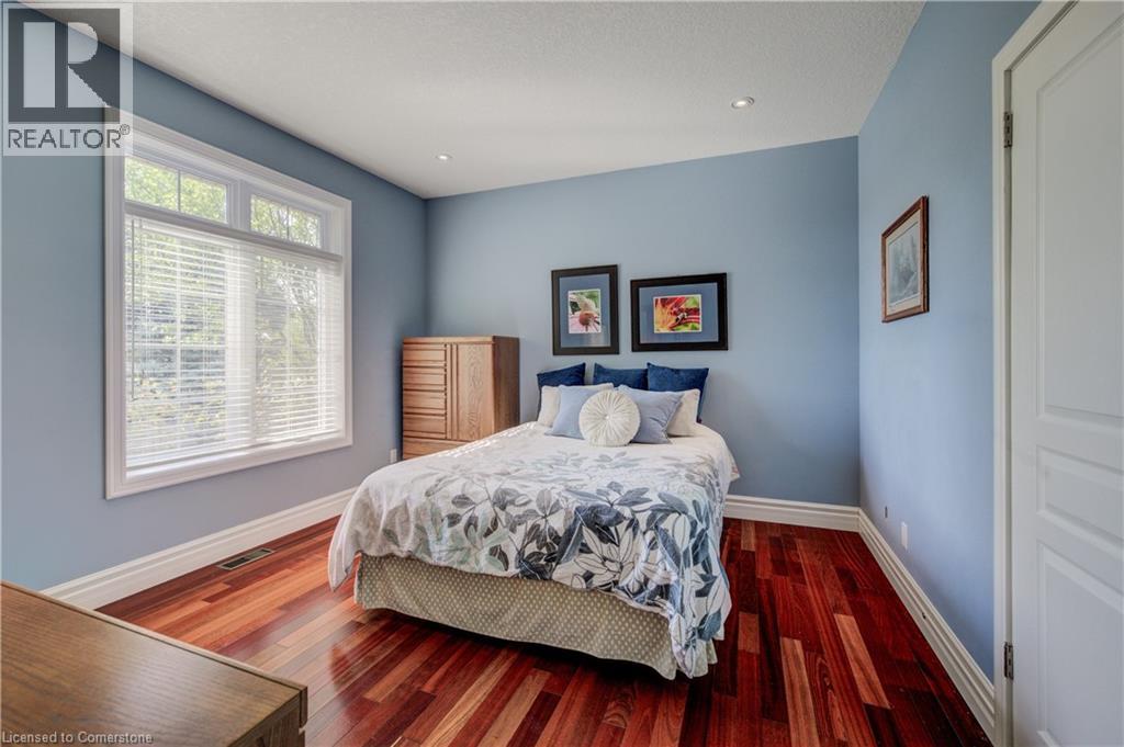 Photo 40 of 10 Eagle Ridge Court, Glen Morris ON