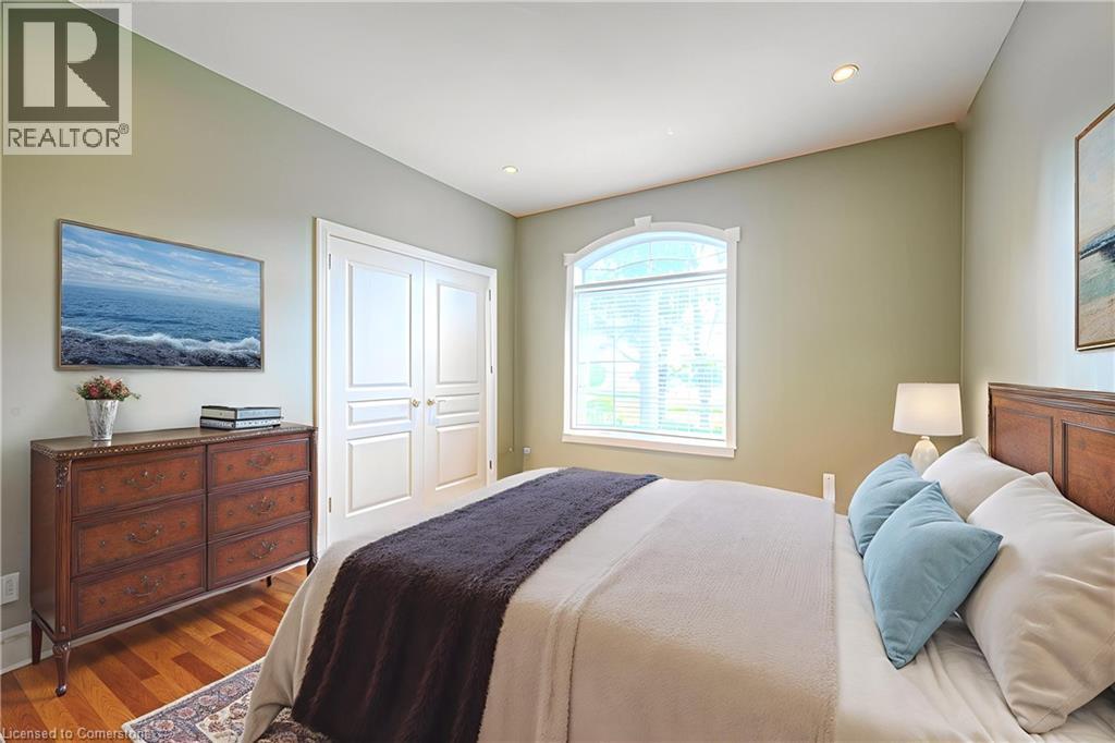 Photo 28 of 10 Eagle Ridge Court, Glen Morris ON