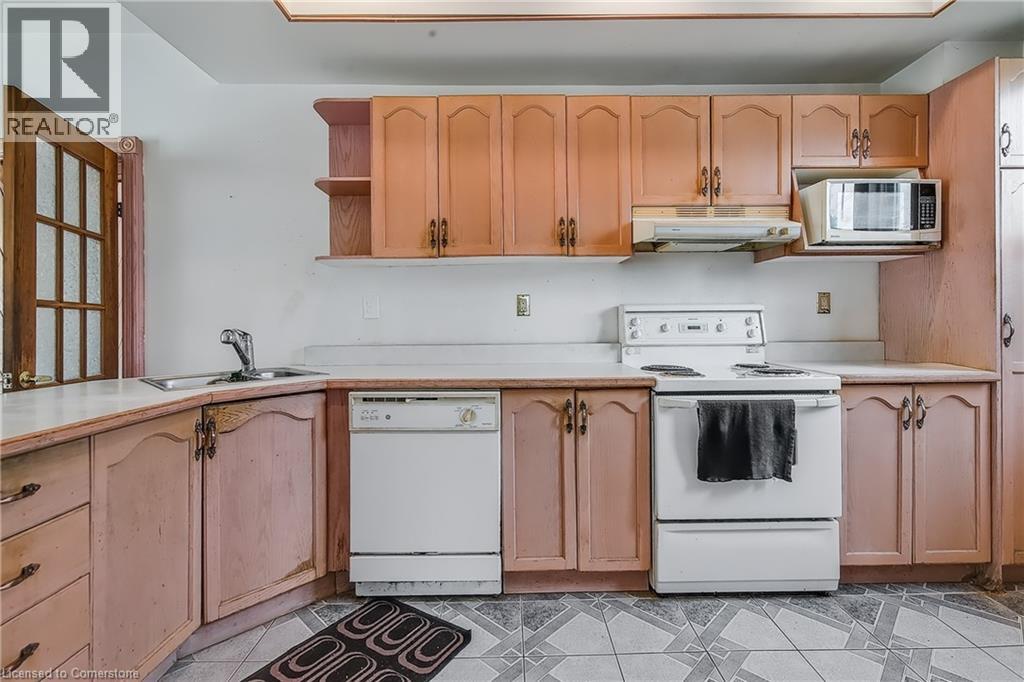 Photo 6 of 200 Lancaster Street W, Kitchener ON