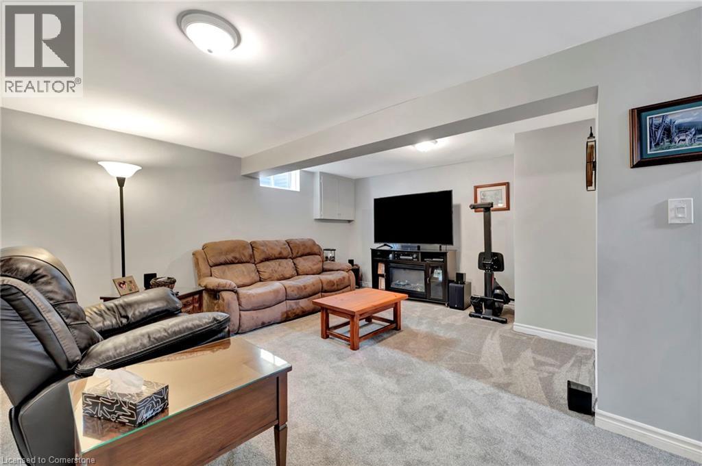 Photo 14 of 375 Elliott Street, Cambridge ON