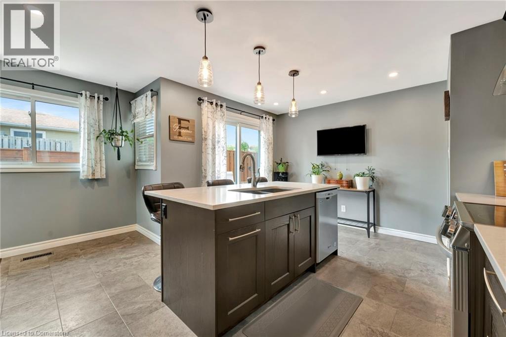 Photo 6 of 375 Elliott Street, Cambridge ON