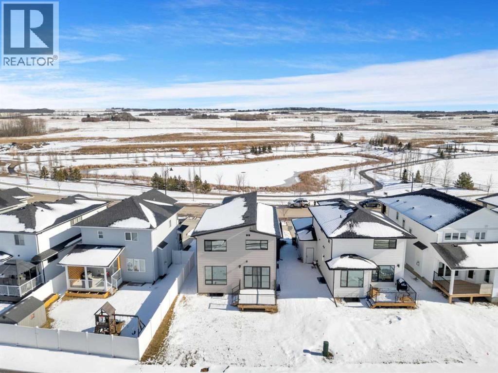 Single Family House for Sale in  Emerald Drive Evergreen Red Deer 