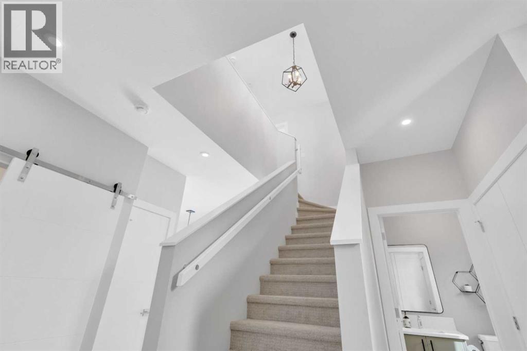 Single Family House for Sale in  Emerald Drive Evergreen Red Deer 