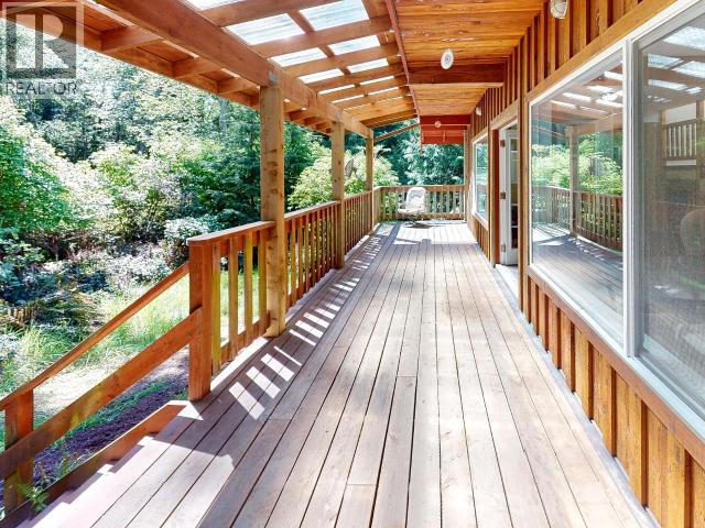 2847 BRIAN'S WAY, Savary Island
