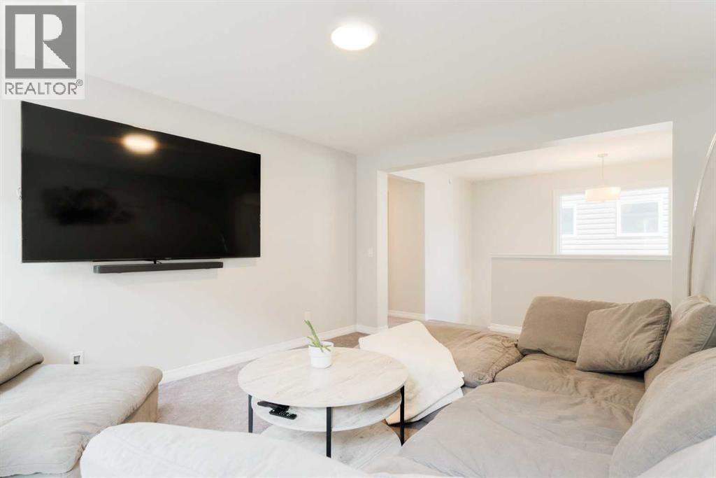 Single Family House for Sale in  Lucas Way NW Livingston Calgary 