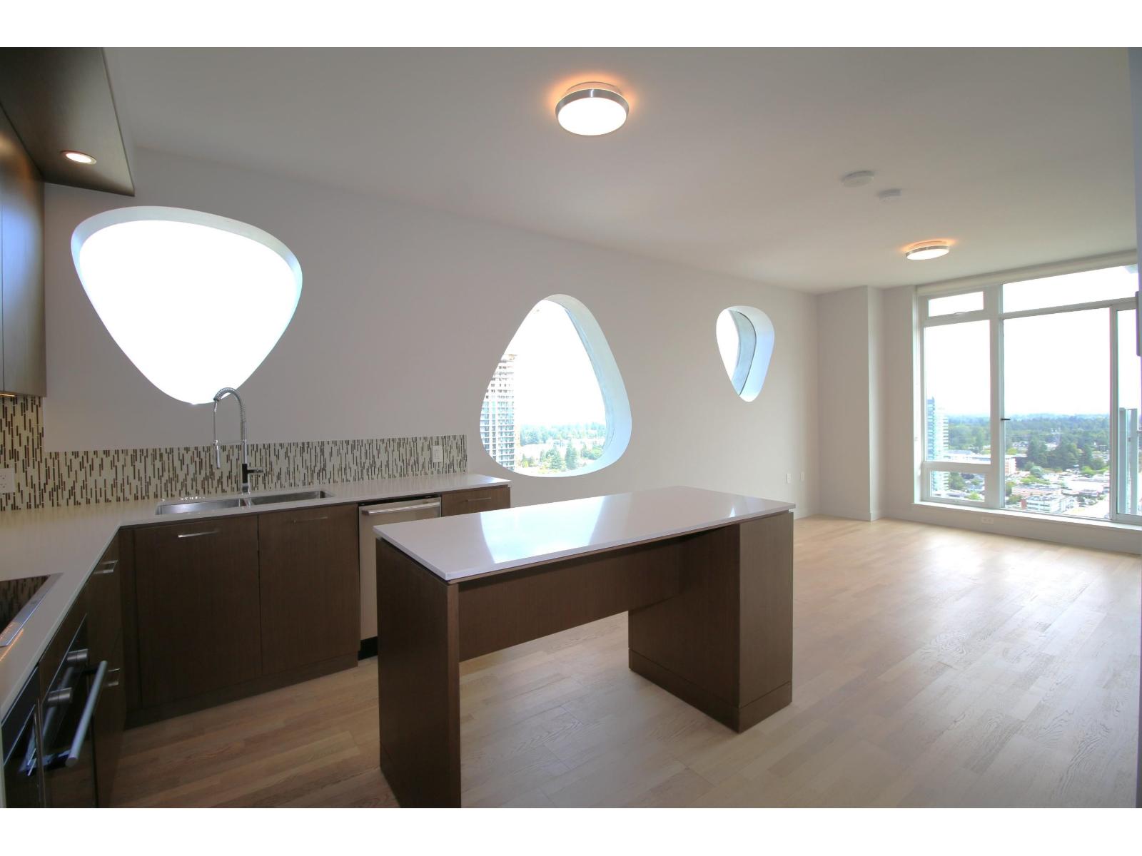 Photo 1 of 3301 13495 Central Avenue, Surrey BC