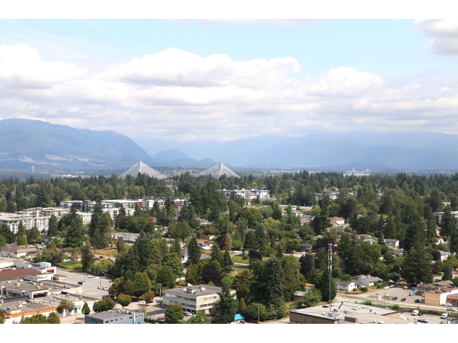 Photo 7 of 3301 13495 Central Avenue, Surrey BC