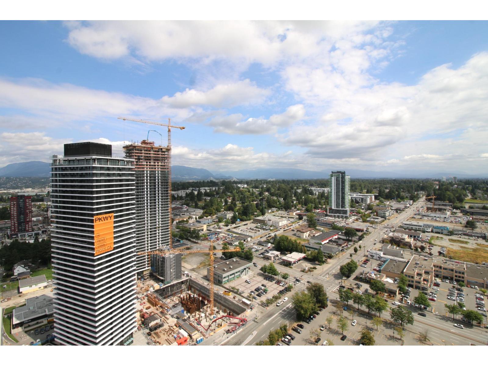 Photo 13 of 3301 13495 Central Avenue, Surrey BC