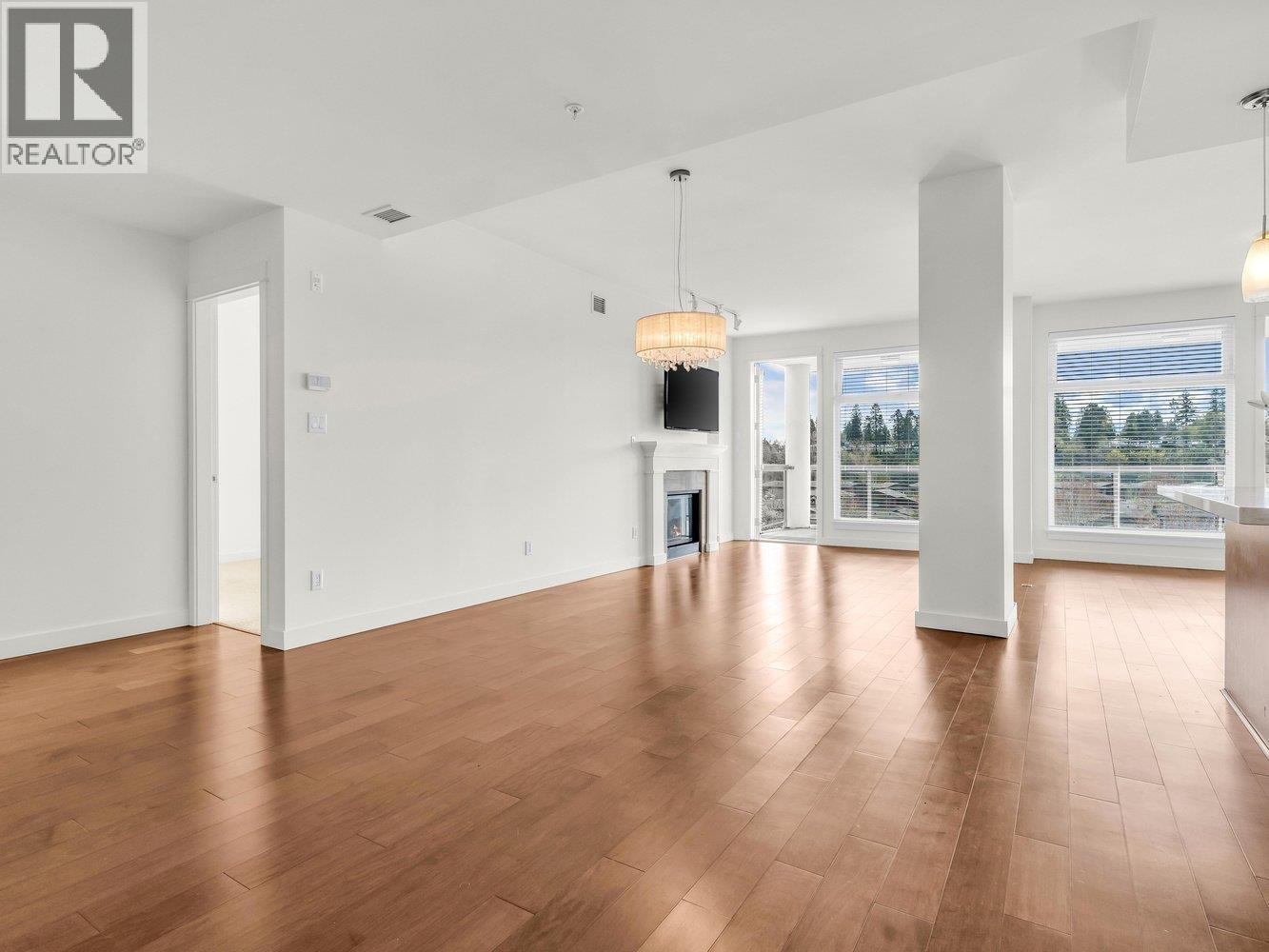 Photo 10 of 401 5055 Springs Boulevard, Delta BC