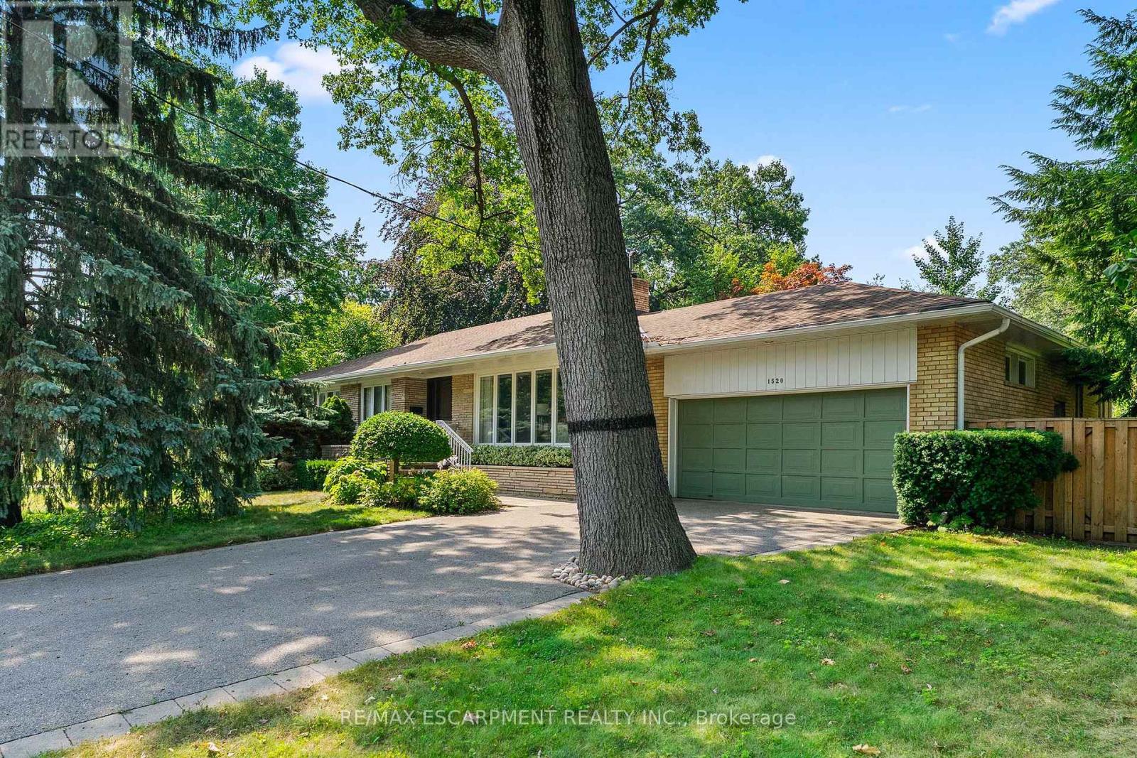 Photo 22 of 1520 Camelford Drive, Mississauga ON