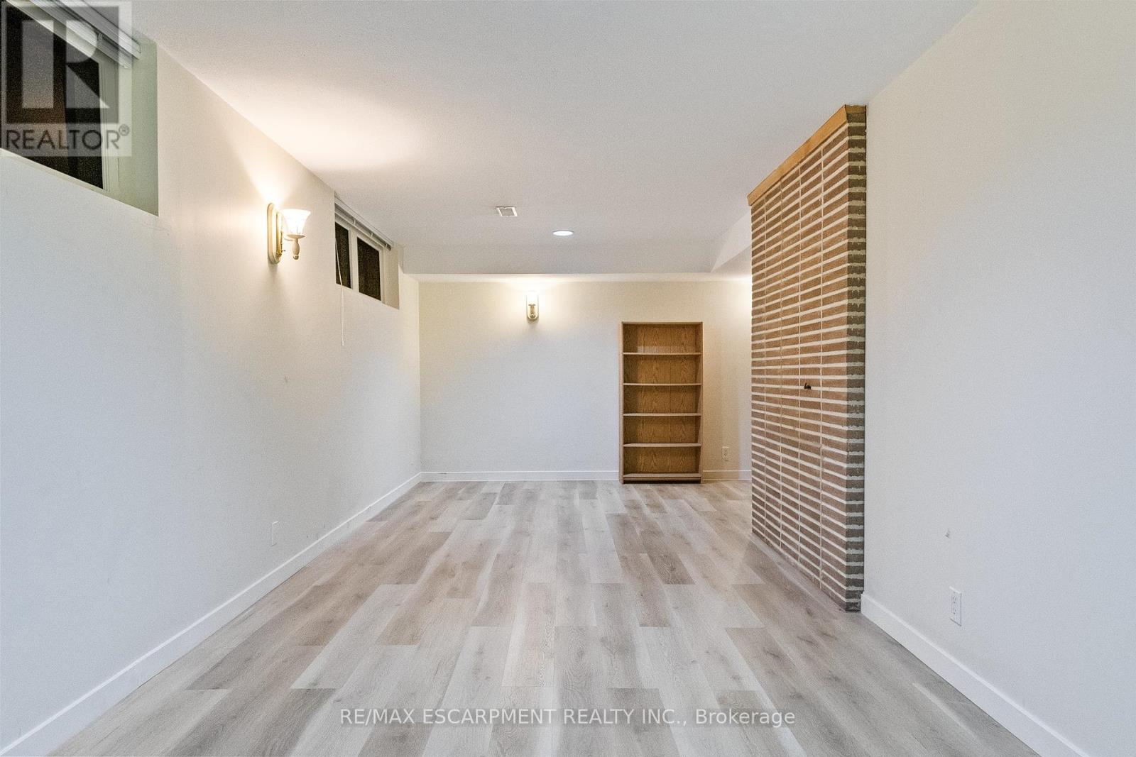 Photo 8 of 1520 Camelford Drive, Mississauga ON