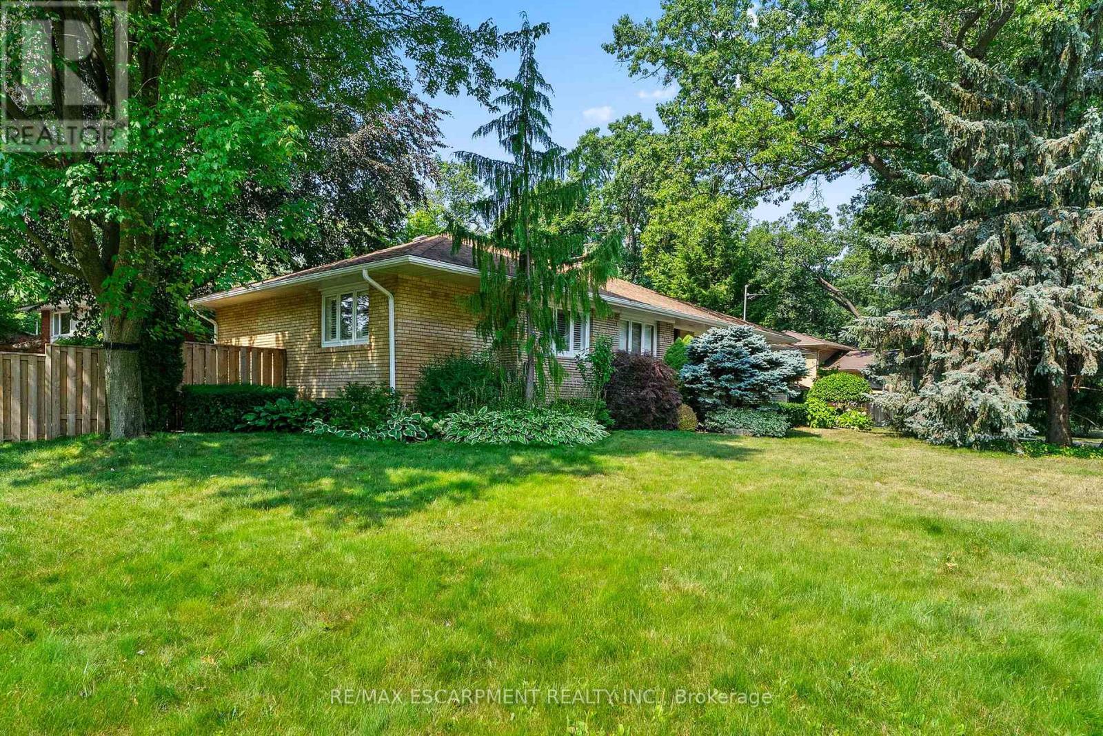 Photo 20 of 1520 Camelford Drive, Mississauga ON