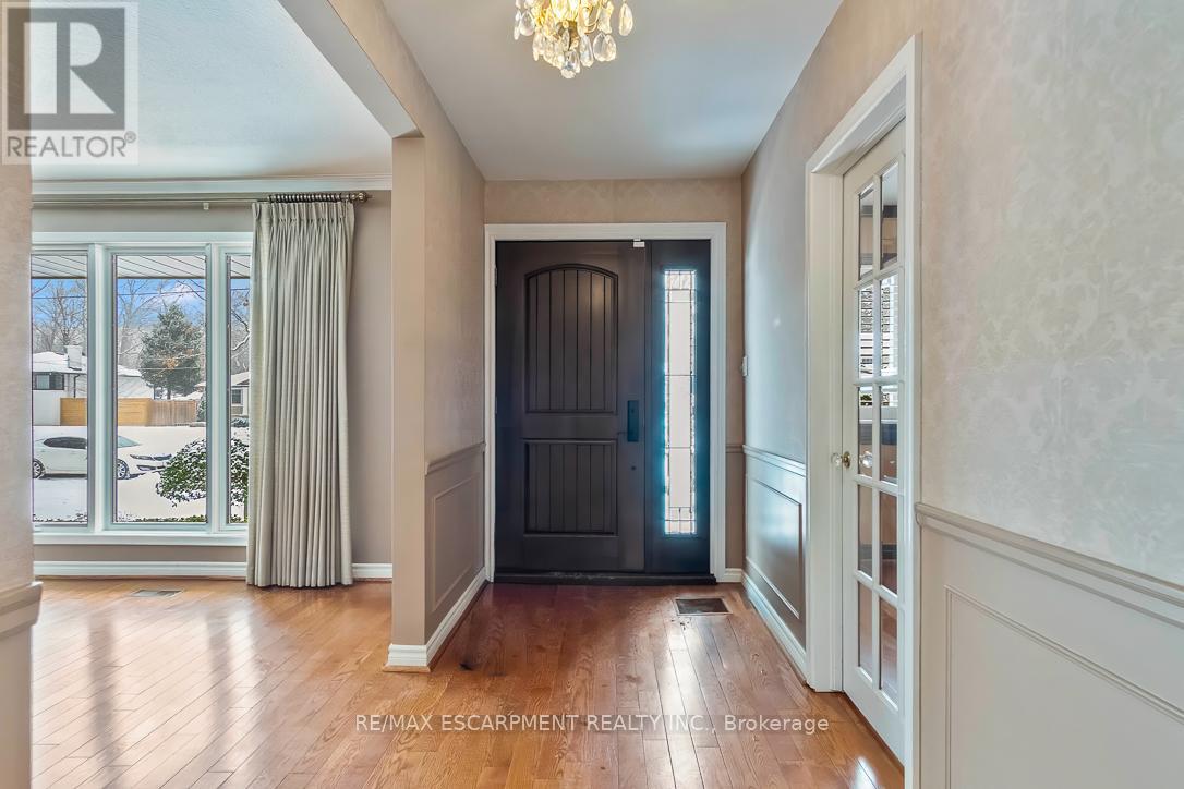 Photo 23 of 1520 Camelford Drive, Mississauga ON