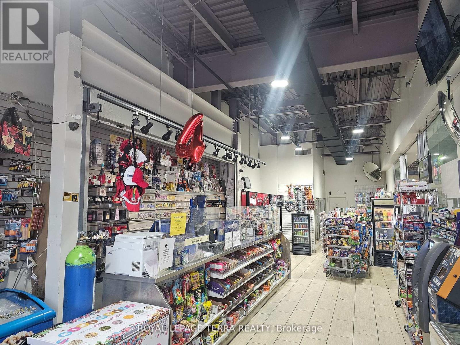 Photo 7 of 37 A 1530 Albion Road, Toronto ON